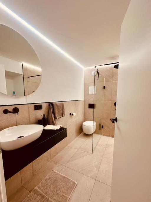 2 Zimmer Apartment Sindelfingen Boeblingen Calw Aidlingen Exterior photo